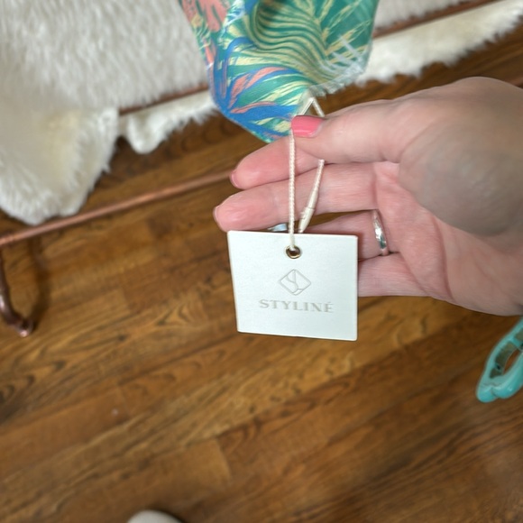 Floral Kimono - Picture 2 of 2